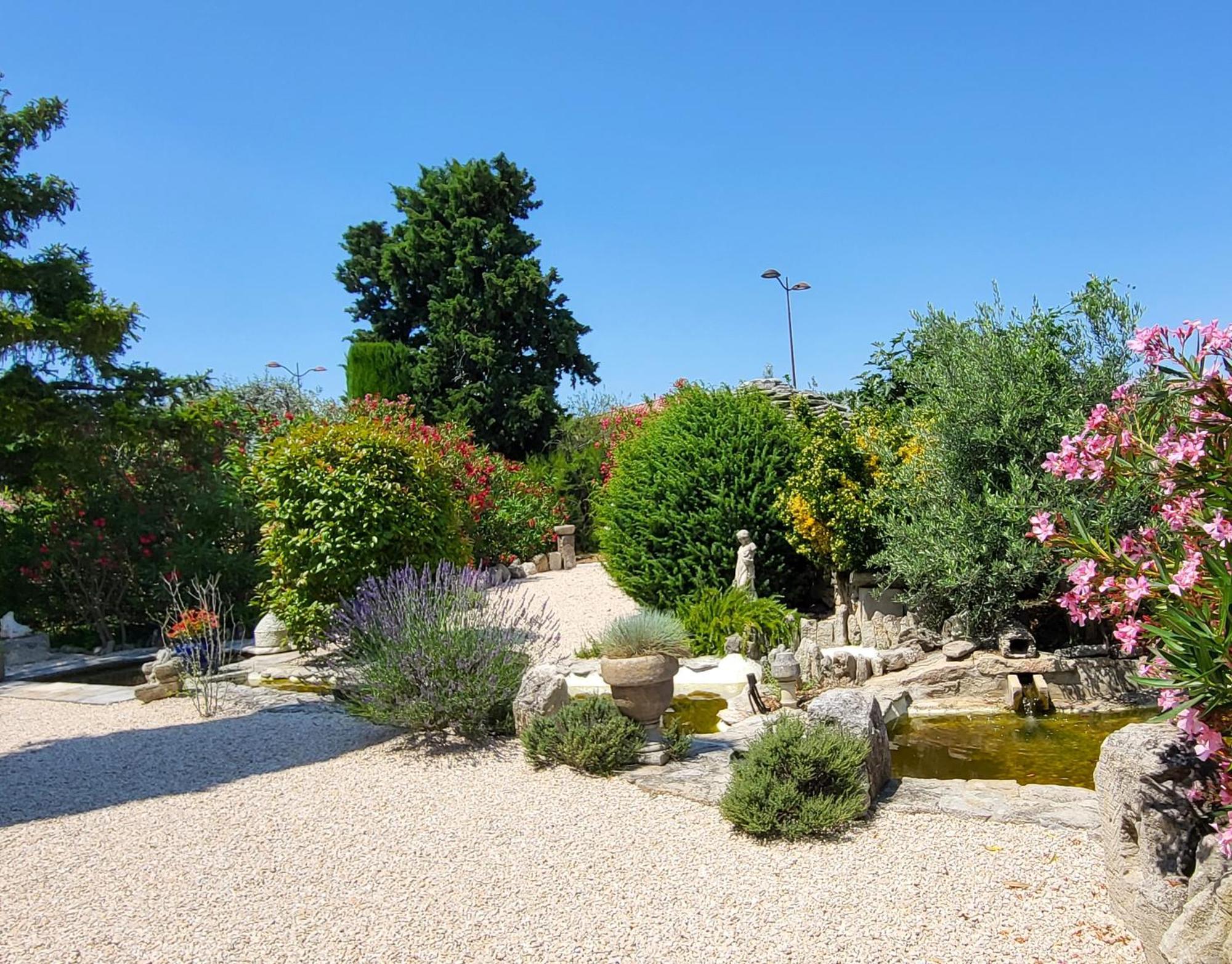 "La Massette Du Cheval Blanc" Villa De Caractere En Pierre L'Isle-sur-la-Sorgue Ngoại thất bức ảnh
